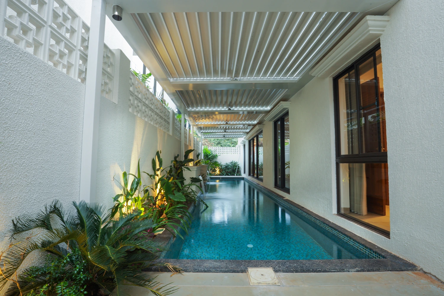 Image gallery marquee