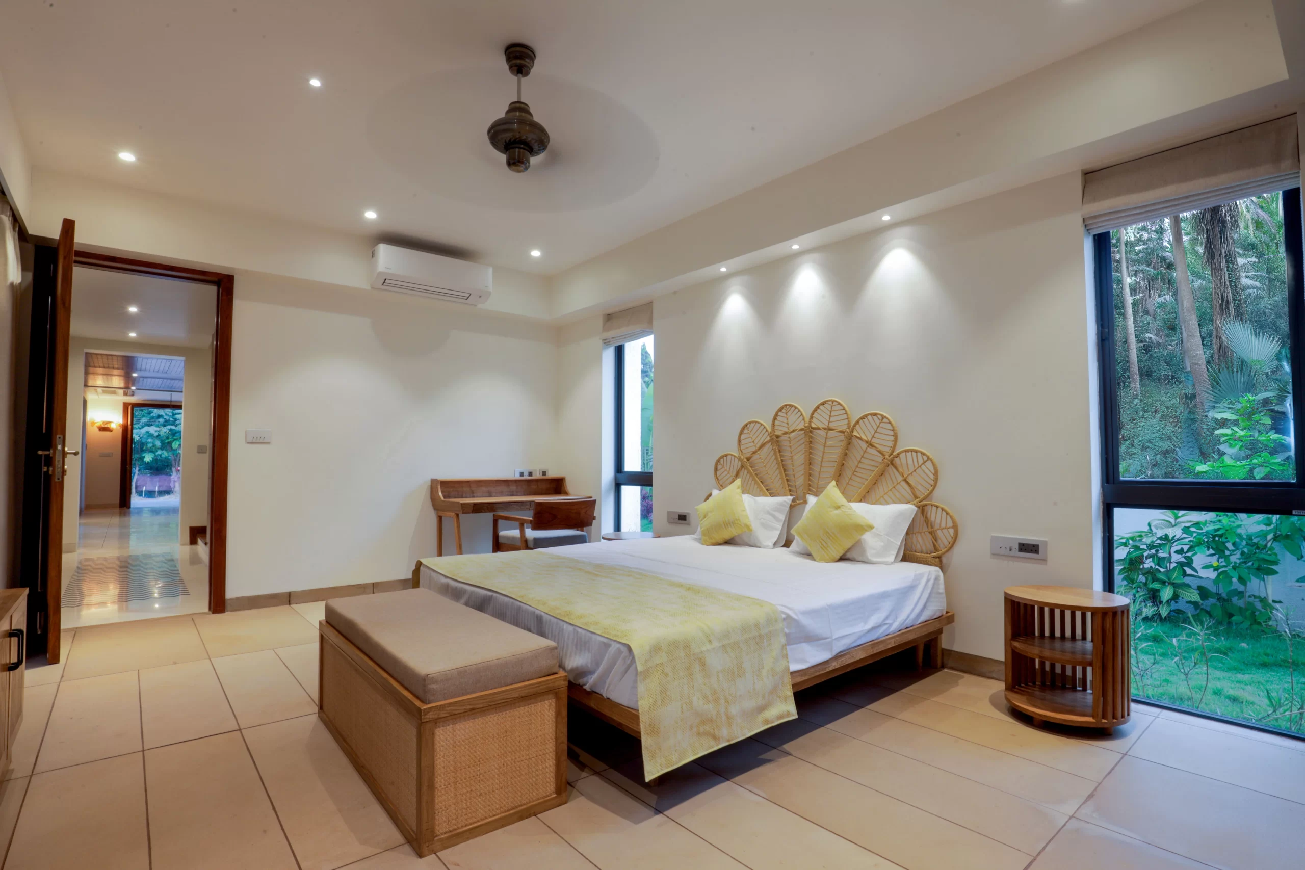 Image gallery marquee